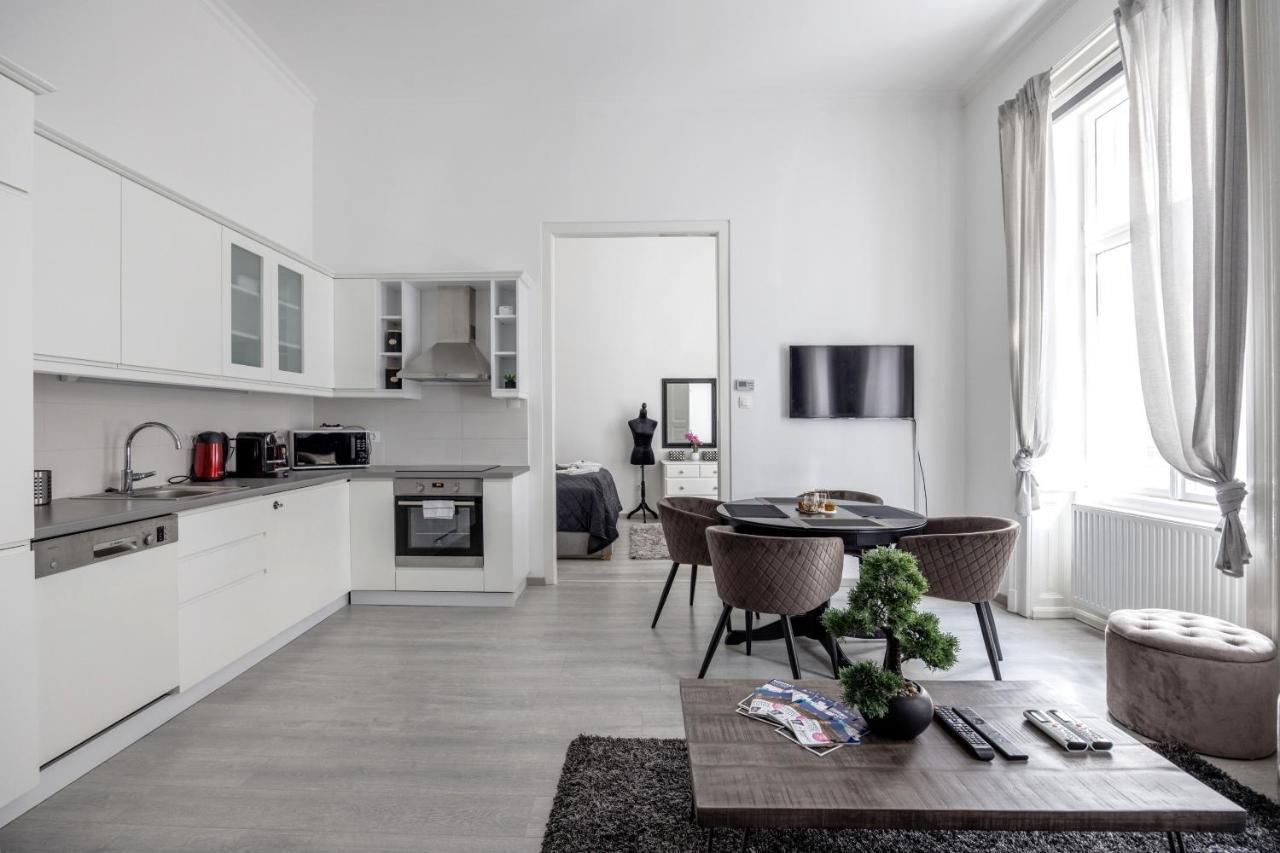 Mystic Dreamy Apartment Boedapest Buitenkant foto